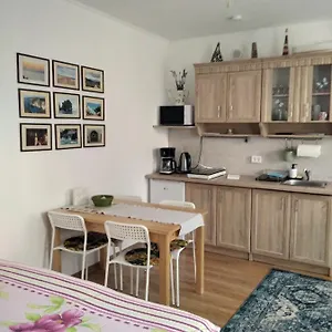 Eco-lux With Free Bicycles End Free Parking Apartment