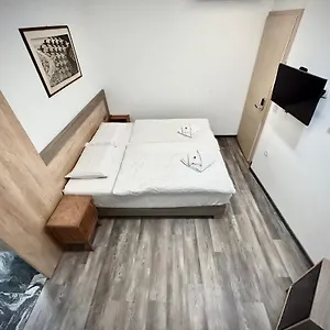 2* Πανσιόν Oh &